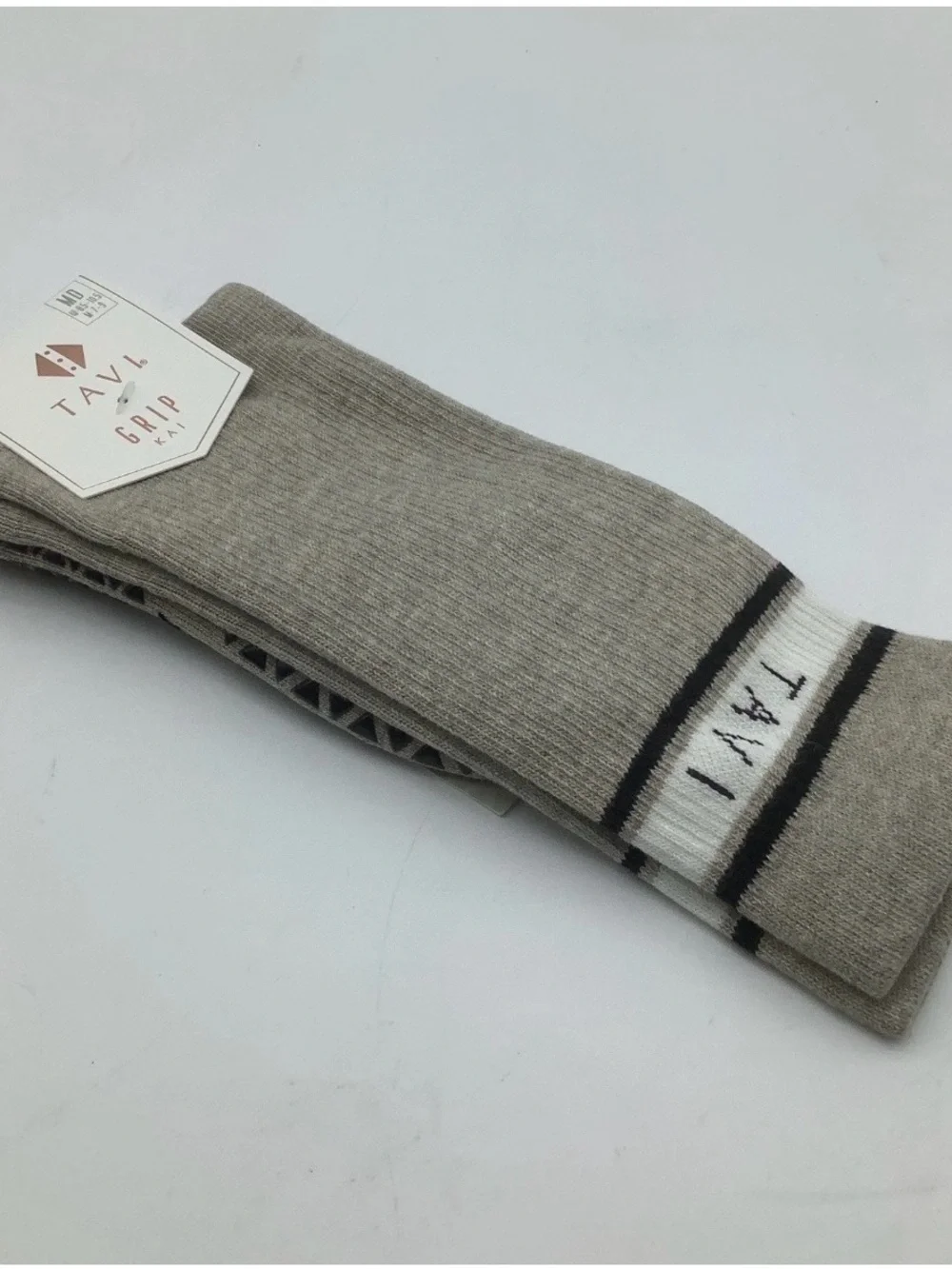 Tavi Active high grip socks NWT